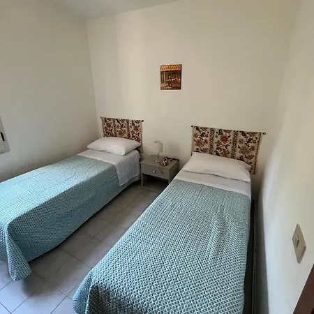 別荘 Casa Putzurile オロゼーイ